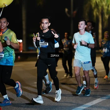 Runner Photo 5893529