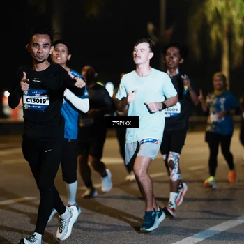 Runner Photo 5893534