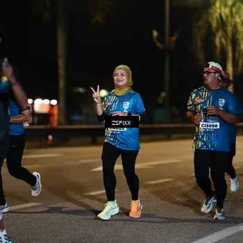 Runner Photo 5893535