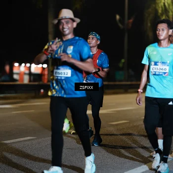 Runner Photo 5893553