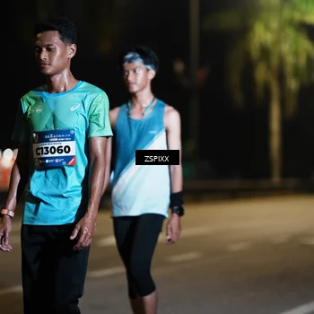 Runner Photo 5893572