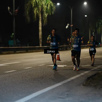 Runner Photo 5893631