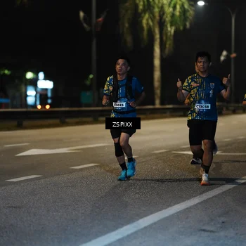 Runner Photo 5893636