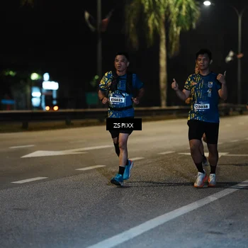 Runner Photo 5893637