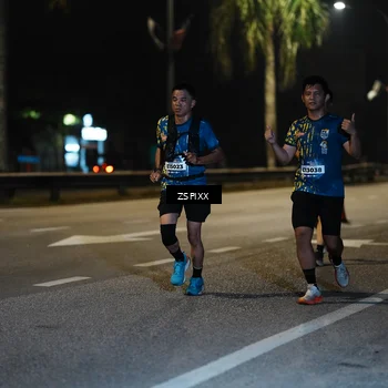 Runner Photo 5893640