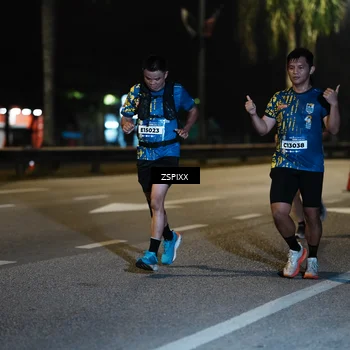 Runner Photo 5893648