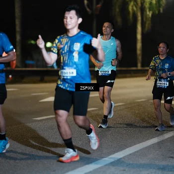 Runner Photo 5893655