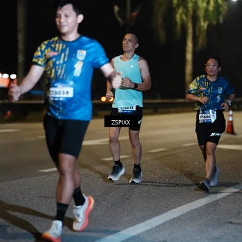 Runner Photo 5893659