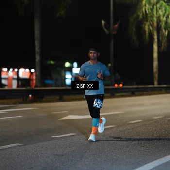 Runner Photo 5893680