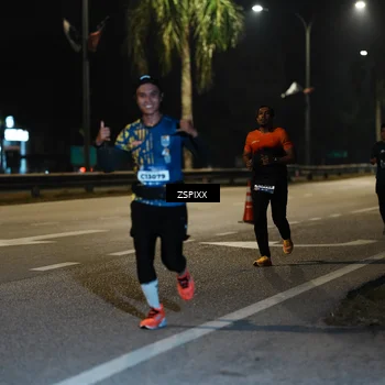Runner Photo 5893708