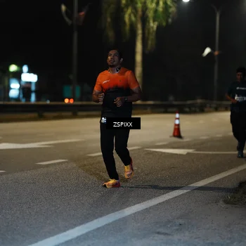 Runner Photo 5893717