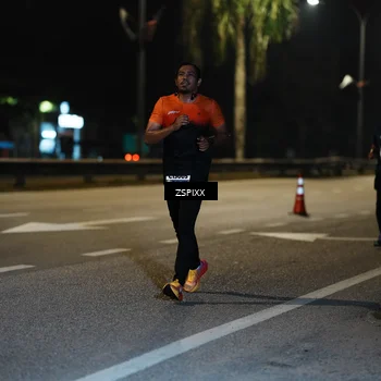 Runner Photo 5893718