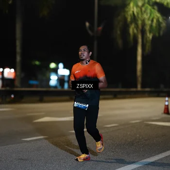 Runner Photo 5893725