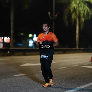 Runner Photo 5893726