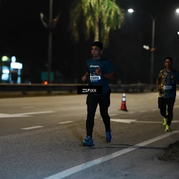 Runner Photo 5893735