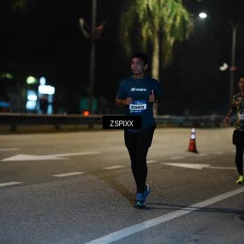 Runner Photo 5893736