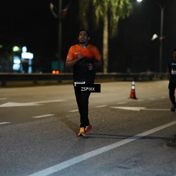 Runner Photo 5893754