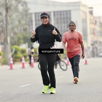 Runner Photo 5896051