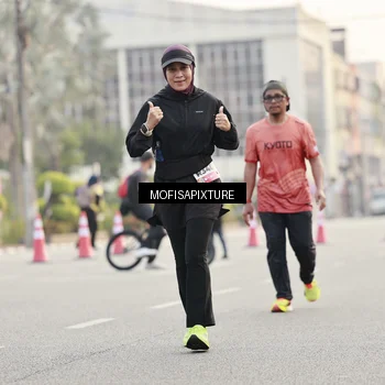 Runner Photo 5896058