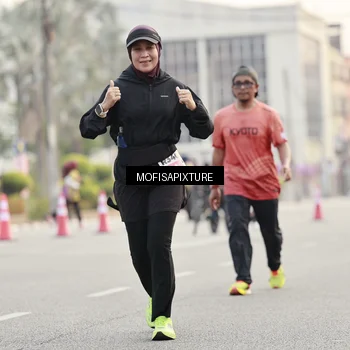 Runner Photo 5896064