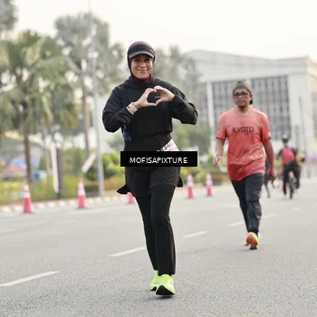 Runner Photo 5896077