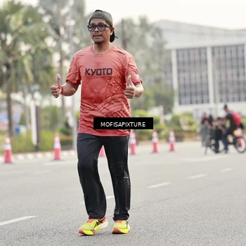 Runner Photo 5896078