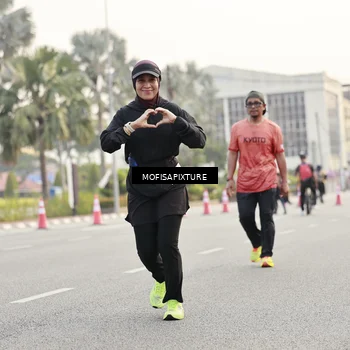 Runner Photo 5896107