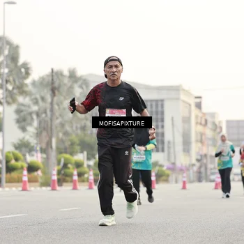 Runner Photo 5896108