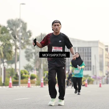 Runner Photo 5896114