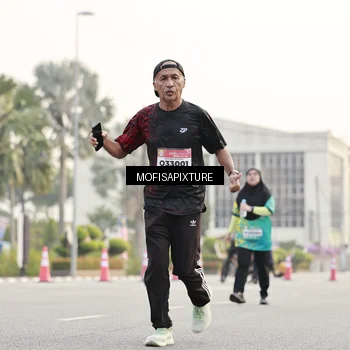 Runner Photo 5896126