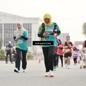 Runner Photo 5896136