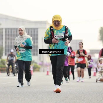 Runner Photo 5896153