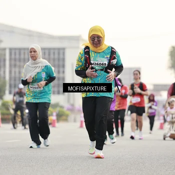 Runner Photo 5896174