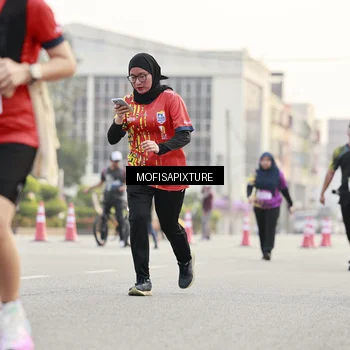 Runner Photo 5896182
