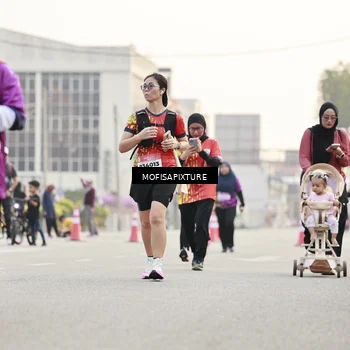 Runner Photo 5896200