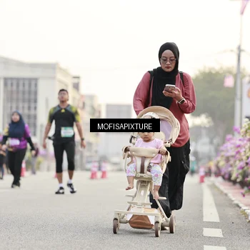 Runner Photo 5896223