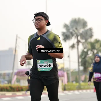 Runner Photo 5896256