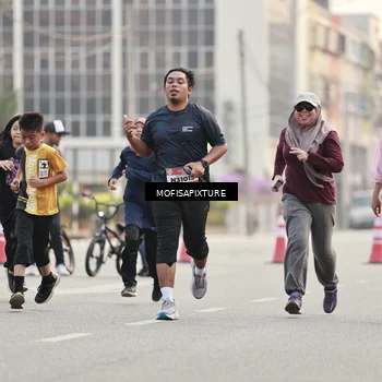 Runner Photo 5896271