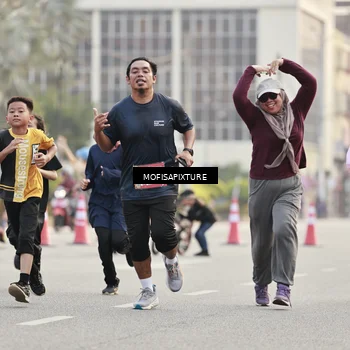 Runner Photo 5896285
