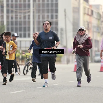 Runner Photo 5896290