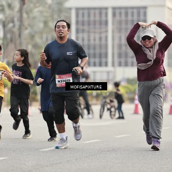 Runner Photo 5896291