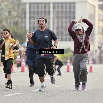 Runner Photo 5896305