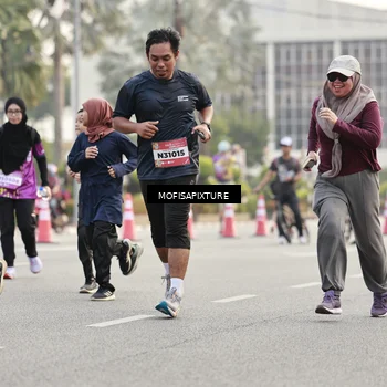 Runner Photo 5896313