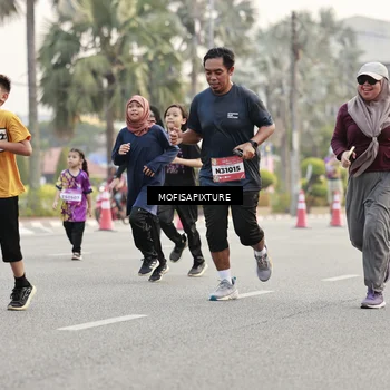 Runner Photo 5896325
