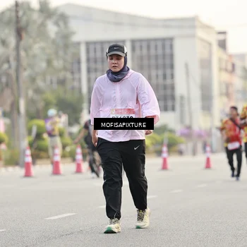 Runner Photo 5896330