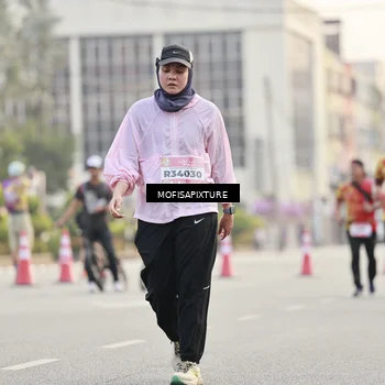 Runner Photo 5896336