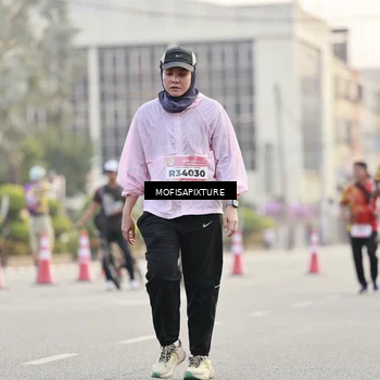 Runner Photo 5896338