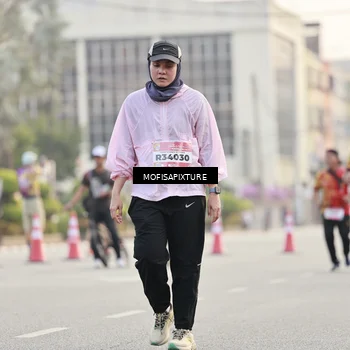 Runner Photo 5896339
