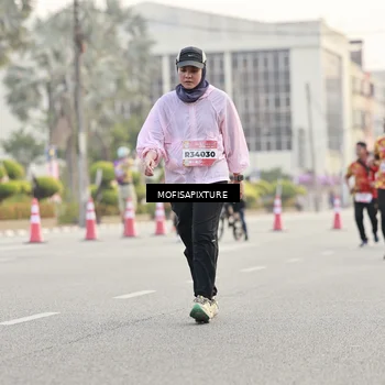 Runner Photo 5896349