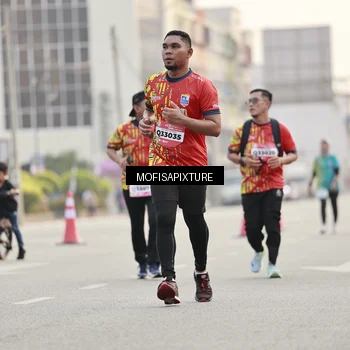 Runner Photo 5896362